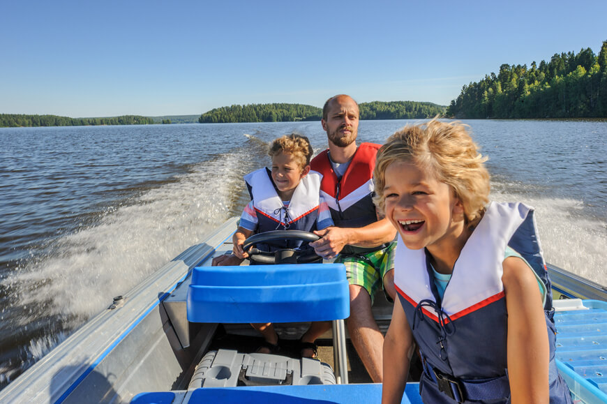 family-boating-express-post family-boating-express-post